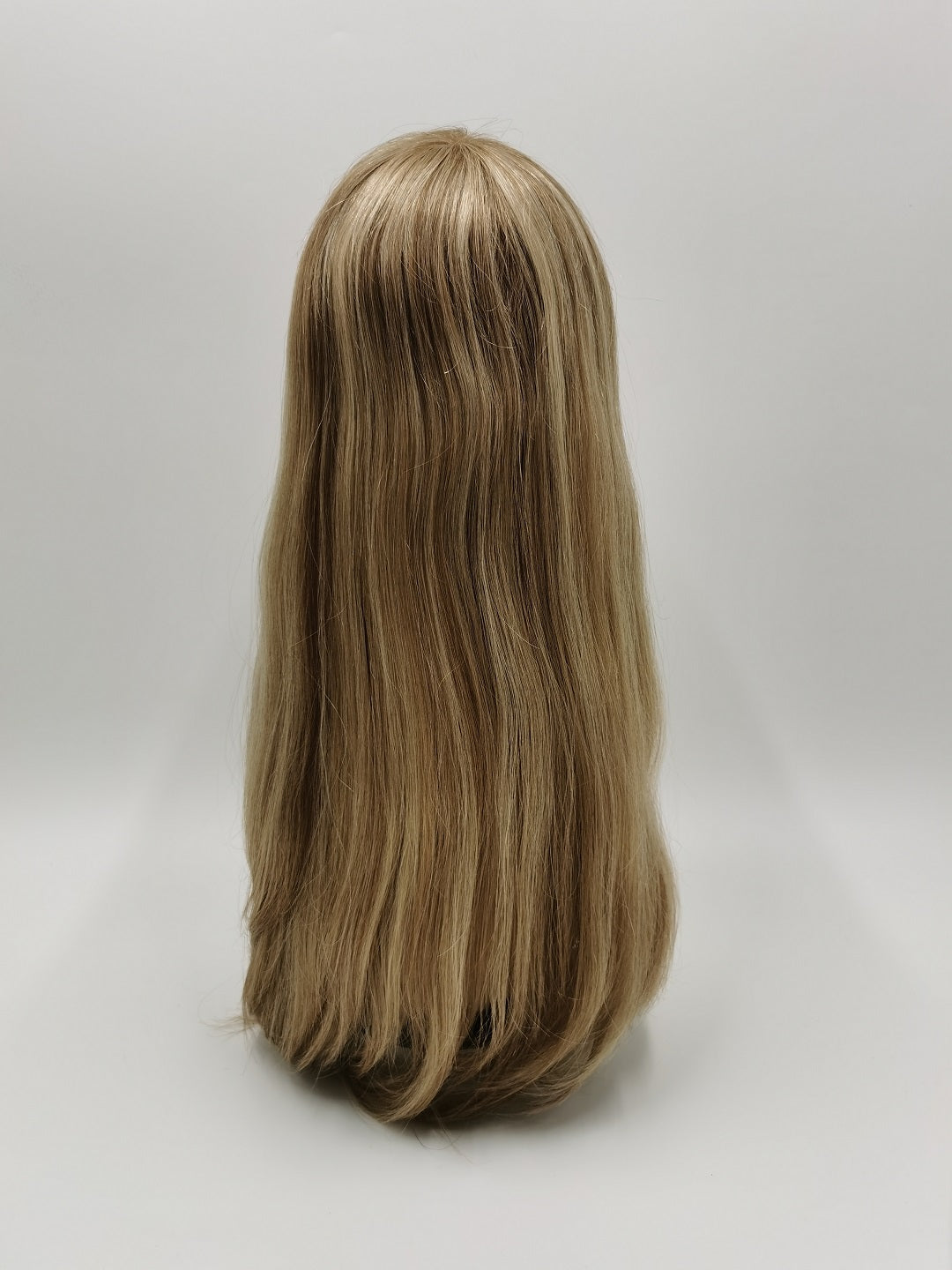 *Lindy* Premium Lace Wig in highlight color for Caucasian Ladies