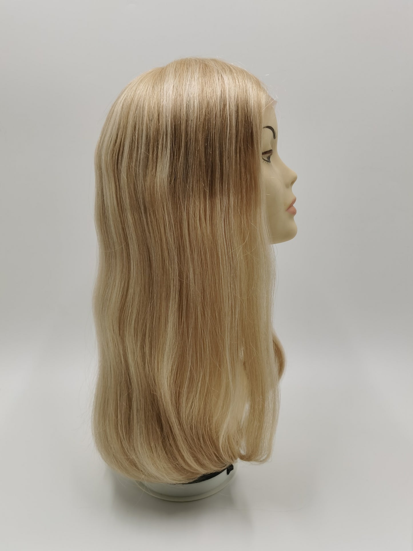 *Evelyne*   Premium Lace Wig in light color for Caucasian Ladies